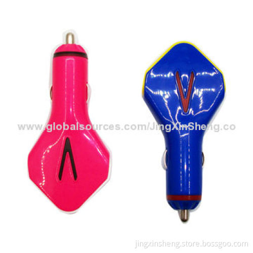 Dual-USB In-car Chargers 5V 2A for iPad Charging, Sized 94*44*21mm